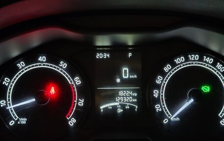 Skoda Rapid II, 2022 год, 1 350 000 рублей, 11 фотография