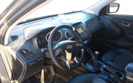 Hyundai ix35 I рестайлинг, 2013 год, 1 200 000 рублей, 16 фотография