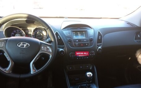 Hyundai ix35 I рестайлинг, 2013 год, 1 200 000 рублей, 15 фотография