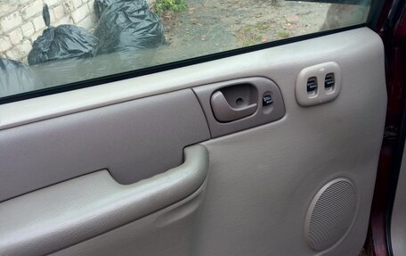 Dodge Caravan IV, 2002 год, 430 000 рублей, 13 фотография