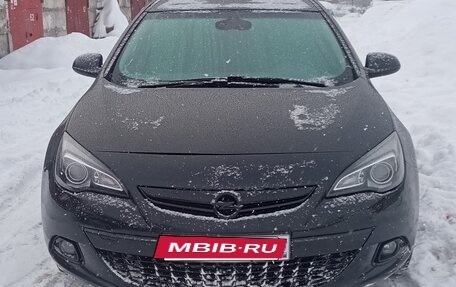 Opel Astra J, 2014 год, 560 000 рублей, 1 фотография