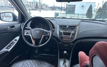 Hyundai Solaris II рестайлинг, 2015 год, 699 999 рублей, 5 фотография