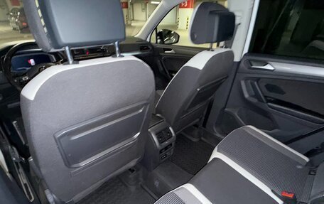 Volkswagen Tiguan II, 2020 год, 2 800 000 рублей, 4 фотография