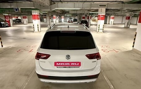 Volkswagen Tiguan II, 2020 год, 2 800 000 рублей, 10 фотография