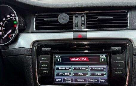 Skoda Superb III рестайлинг, 2014 год, 1 450 000 рублей, 21 фотография