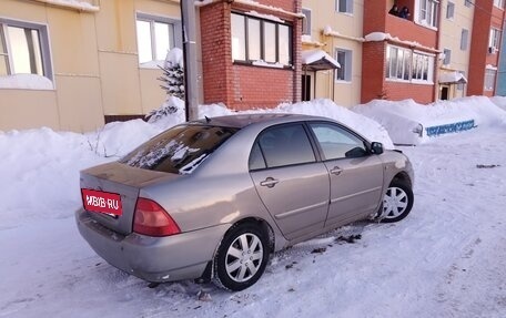 Toyota Corolla, 2004 год, 299 000 рублей, 4 фотография