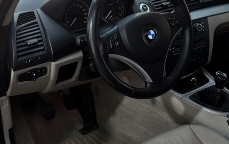 BMW 1 серия, 2011 год, 950 000 рублей, 4 фотография