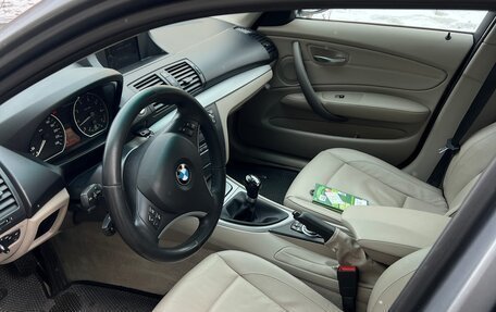 BMW 1 серия, 2011 год, 950 000 рублей, 8 фотография