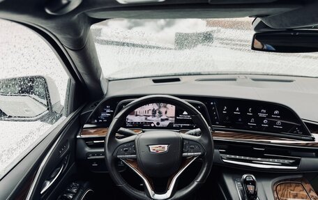 Cadillac Escalade V, 2023 год, 12 990 000 рублей, 17 фотография