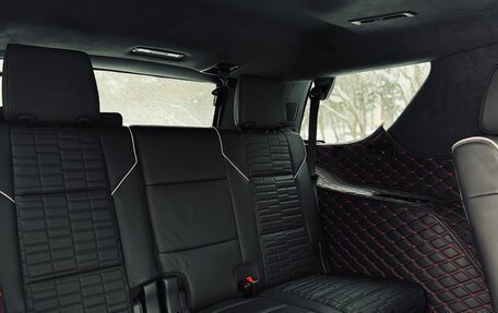 Cadillac Escalade V, 2023 год, 12 990 000 рублей, 27 фотография