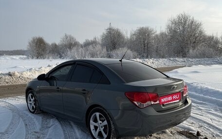 Chevrolet Cruze II, 2009 год, 850 000 рублей, 4 фотография