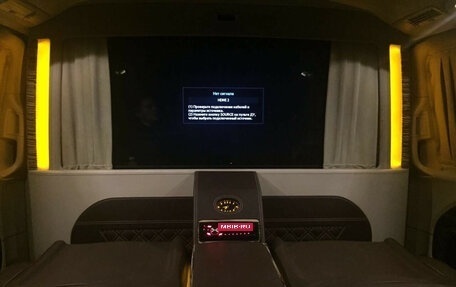 Mercedes-Benz V-Класс, 2014 год, 6 600 000 рублей, 8 фотография