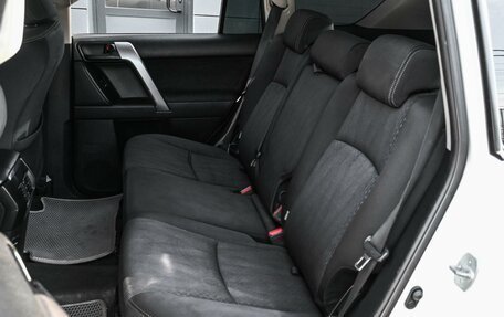 Toyota Land Cruiser Prado 150 рестайлинг 2, 2013 год, 3 349 000 рублей, 9 фотография