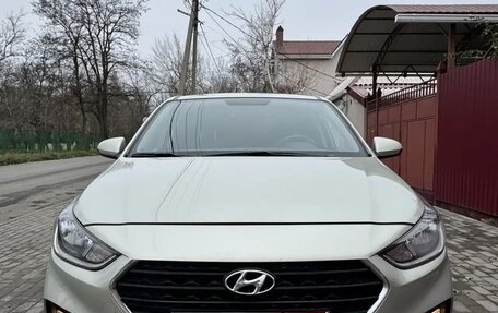 Hyundai Solaris II рестайлинг, 2019 год, 1 440 000 рублей, 1 фотография