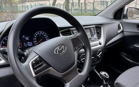 Hyundai Solaris II рестайлинг, 2019 год, 1 440 000 рублей, 8 фотография