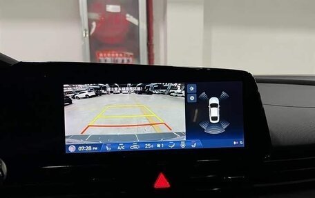 Hyundai Elantra, 2022 год, 1 640 000 рублей, 12 фотография