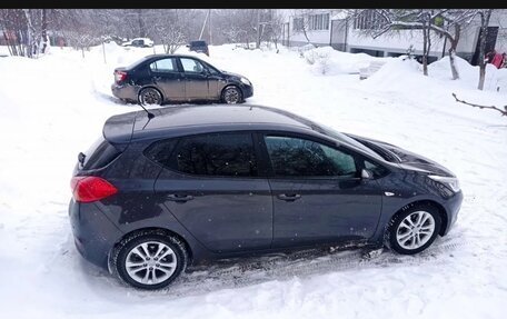 KIA cee'd III, 2015 год, 1 280 000 рублей, 2 фотография