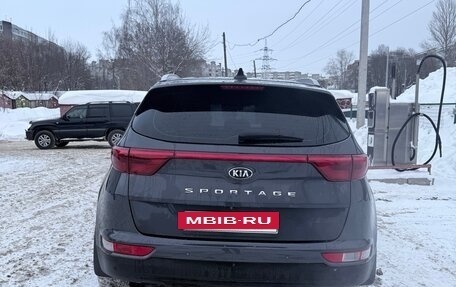 KIA Sportage IV рестайлинг, 2018 год, 2 350 000 рублей, 14 фотография