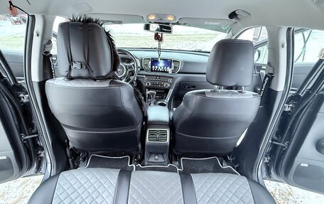 KIA Sportage IV рестайлинг, 2018 год, 2 350 000 рублей, 28 фотография