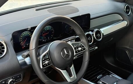 Mercedes-Benz GLB, 2022 год, 2 540 000 рублей, 11 фотография