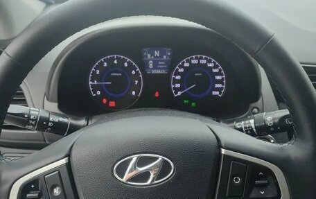 Hyundai Solaris II рестайлинг, 2014 год, 970 000 рублей, 5 фотография