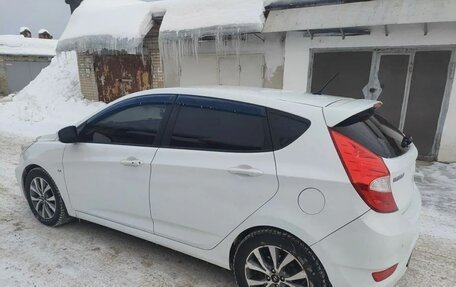 Hyundai Solaris II рестайлинг, 2014 год, 970 000 рублей, 8 фотография