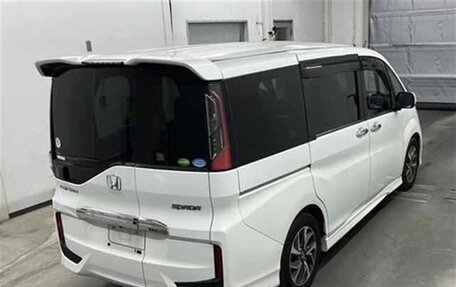 Honda Stepwgn IV, 2017 год, 1 520 000 рублей, 5 фотография