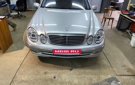 Mercedes-Benz E-Класс, 2002 год, 500 000 рублей, 6 фотография