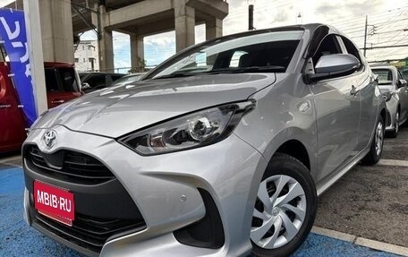 Toyota Yaris, 2022 год, 845 000 рублей, 1 фотография