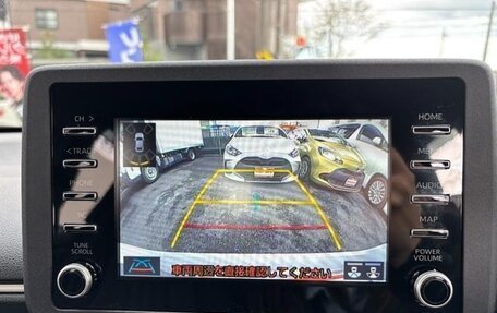 Toyota Yaris, 2022 год, 845 000 рублей, 19 фотография