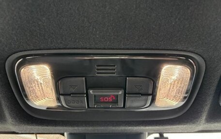 Toyota Yaris, 2022 год, 845 000 рублей, 27 фотография