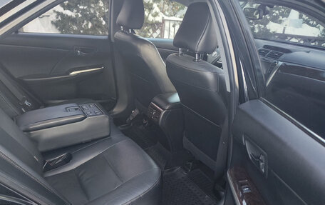 Toyota Camry, 2017 год, 2 200 000 рублей, 5 фотография