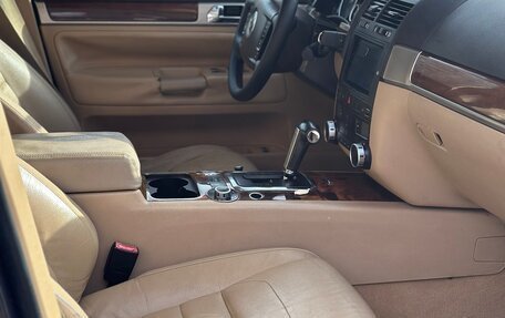 Volkswagen Touareg III, 2007 год, 860 000 рублей, 5 фотография