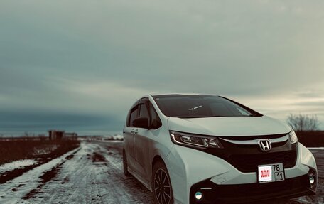 Honda Freed II, 2018 год, 2 000 000 рублей, 2 фотография