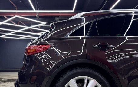 Infiniti FX II, 2010 год, 1 590 000 рублей, 10 фотография