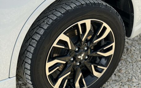 Mitsubishi Outlander III рестайлинг 3, 2015 год, 2 099 000 рублей, 8 фотография