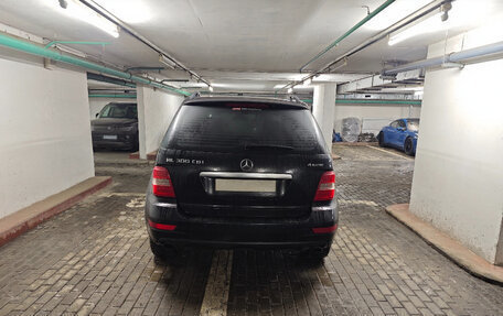 Mercedes-Benz M-Класс, 2010 год, 1 950 000 рублей, 7 фотография