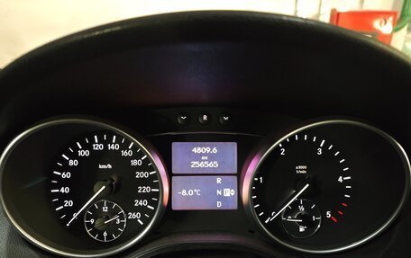 Mercedes-Benz M-Класс, 2010 год, 1 950 000 рублей, 17 фотография