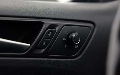 Volkswagen Jetta VI, 2018 год, 1 550 000 рублей, 25 фотография