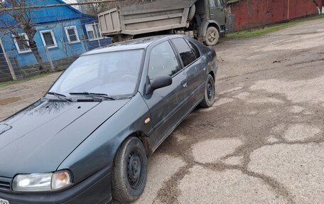 Nissan Primera II рестайлинг, 1994 год, 170 000 рублей, 2 фотография