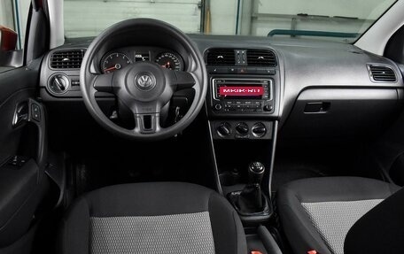 Volkswagen Polo VI (EU Market), 2014 год, 869 000 рублей, 6 фотография