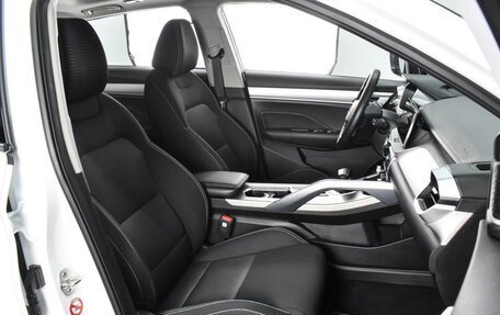 Geely Coolray I, 2022 год, 1 799 000 рублей, 8 фотография