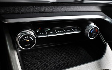 Geely Coolray I, 2022 год, 1 799 000 рублей, 15 фотография