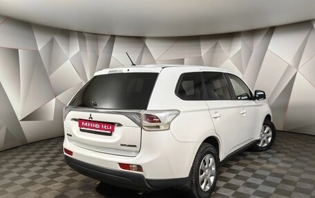 Mitsubishi Outlander III рестайлинг 3, 2013 год, 1 343 000 рублей, 2 фотография