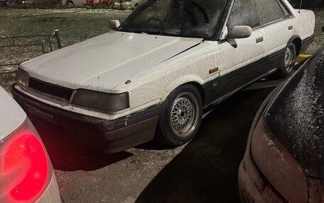 Nissan Skyline, 1989 год, 450 000 рублей, 2 фотография