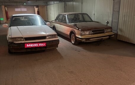 Nissan Skyline, 1989 год, 450 000 рублей, 3 фотография