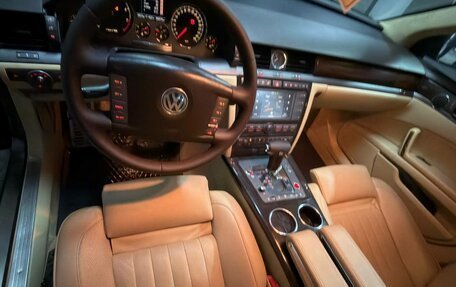 Volkswagen Phaeton I рестайлинг, 2006 год, 1 099 000 рублей, 5 фотография