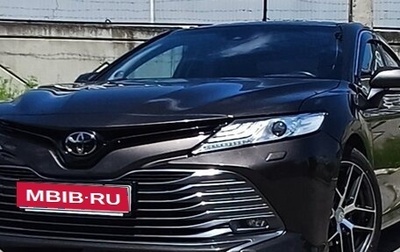 Toyota Camry, 2019 год, 3 100 000 рублей, 1 фотография