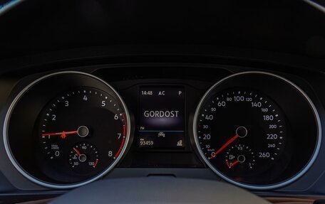 Volkswagen Tiguan II, 2020 год, 2 680 000 рублей, 16 фотография