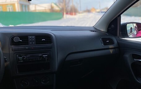 Volkswagen Polo VI (EU Market), 2015 год, 890 000 рублей, 6 фотография